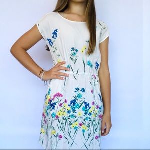 Gap Kids white flower dress